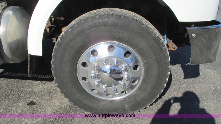 image for item I3111 2003 Peterbilt PB330 dump truck