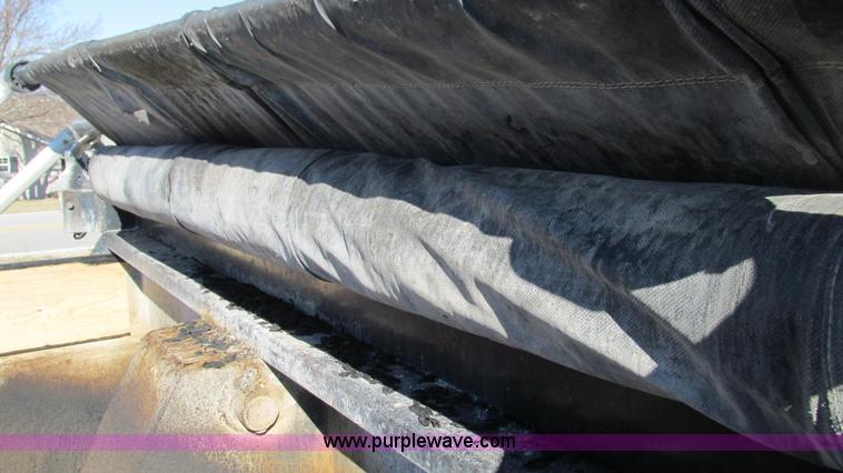 image for item I3111 2003 Peterbilt PB330 dump truck