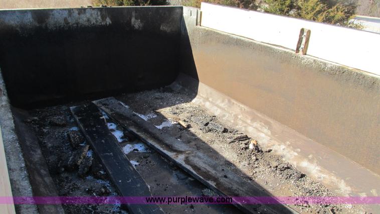 image for item I3111 2003 Peterbilt PB330 dump truck