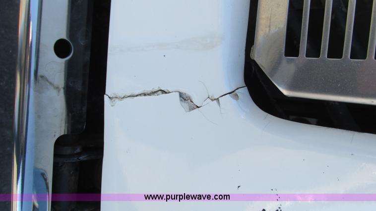 image for item I3111 2003 Peterbilt PB330 dump truck