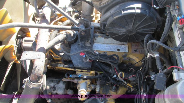 image for item I3111 2003 Peterbilt PB330 dump truck