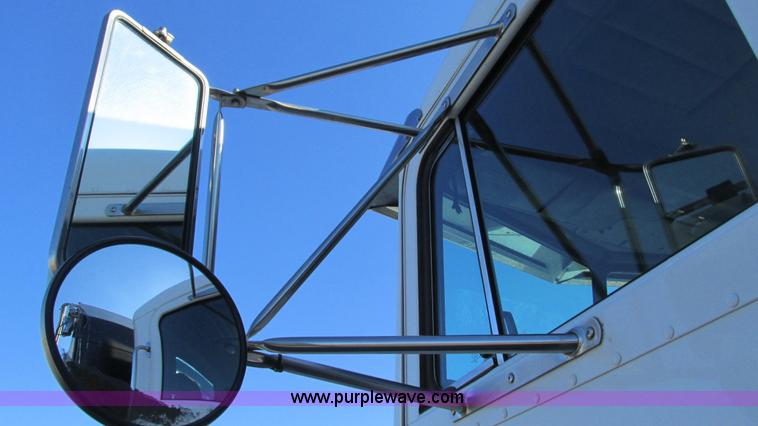 image for item I3111 2003 Peterbilt PB330 dump truck