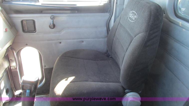 image for item I3111 2003 Peterbilt PB330 dump truck