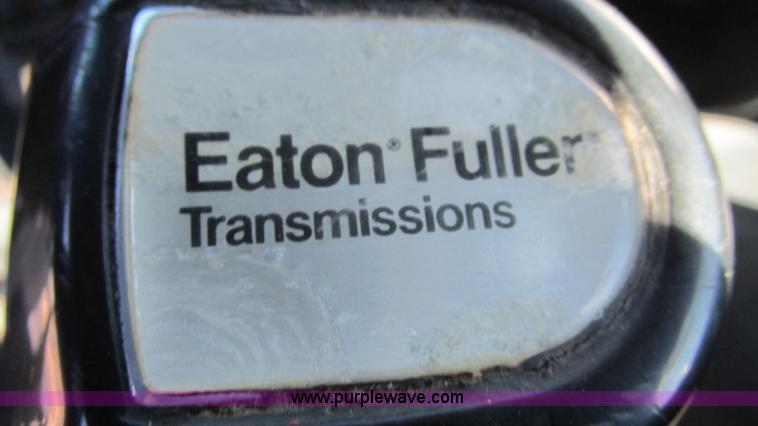 image for item I3111 2003 Peterbilt PB330 dump truck