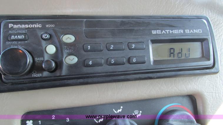 image for item I3111 2003 Peterbilt PB330 dump truck