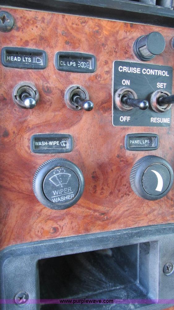 image for item I3111 2003 Peterbilt PB330 dump truck