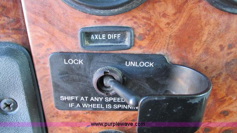 image for item I3111 2003 Peterbilt PB330 dump truck