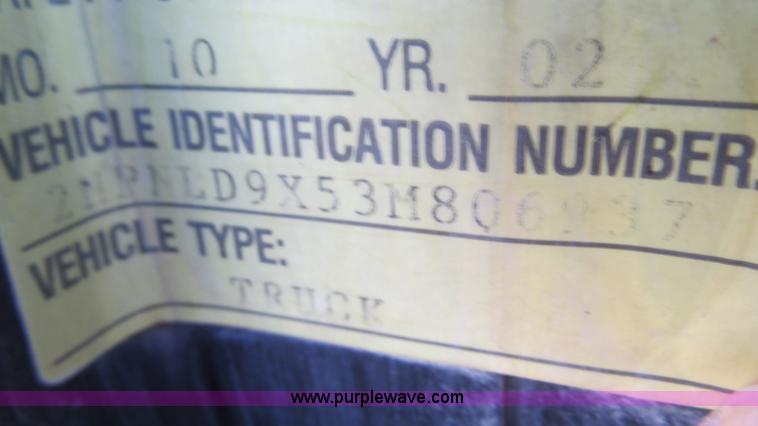 image for item I3111 2003 Peterbilt PB330 dump truck