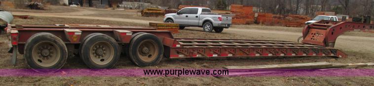 image for item I3112 1994 Fontaine TB50 detachable lowboy trailer