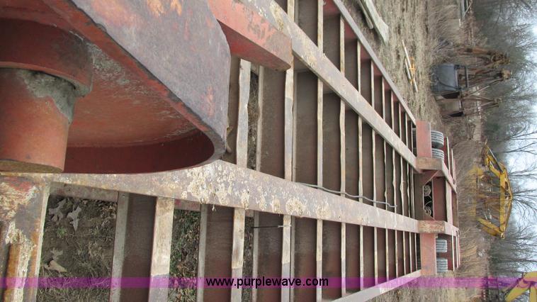 image for item I3112 1994 Fontaine TB50 detachable lowboy trailer