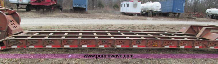 image for item I3112 1994 Fontaine TB50 detachable lowboy trailer