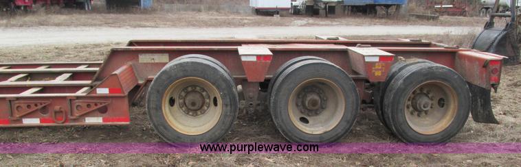 image for item I3112 1994 Fontaine TB50 detachable lowboy trailer