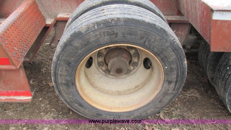 image for item I3112 1994 Fontaine TB50 detachable lowboy trailer