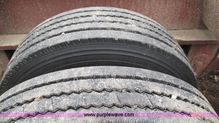 image for item I3112 1994 Fontaine TB50 detachable lowboy trailer