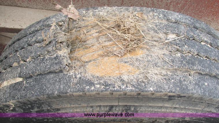 image for item I3112 1994 Fontaine TB50 detachable lowboy trailer