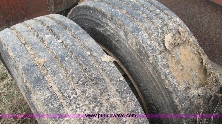 image for item I3112 1994 Fontaine TB50 detachable lowboy trailer