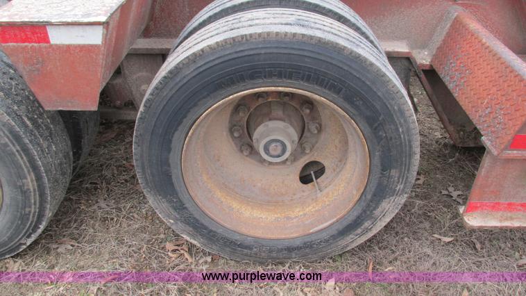 image for item I3112 1994 Fontaine TB50 detachable lowboy trailer