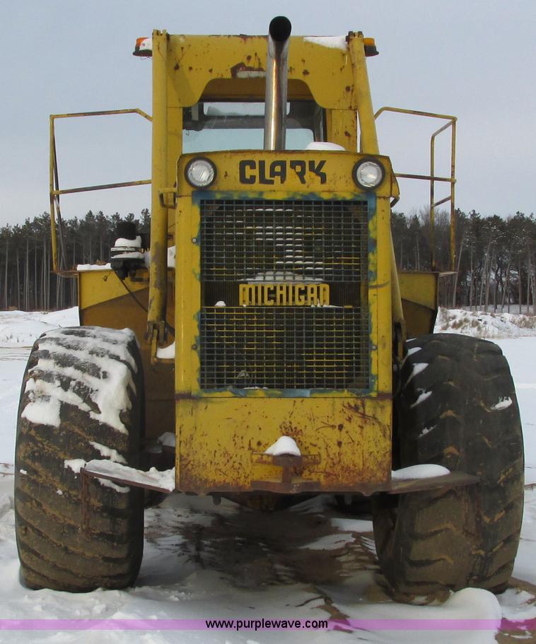 image for item I3798 1972 Michigan 175B wheel loader