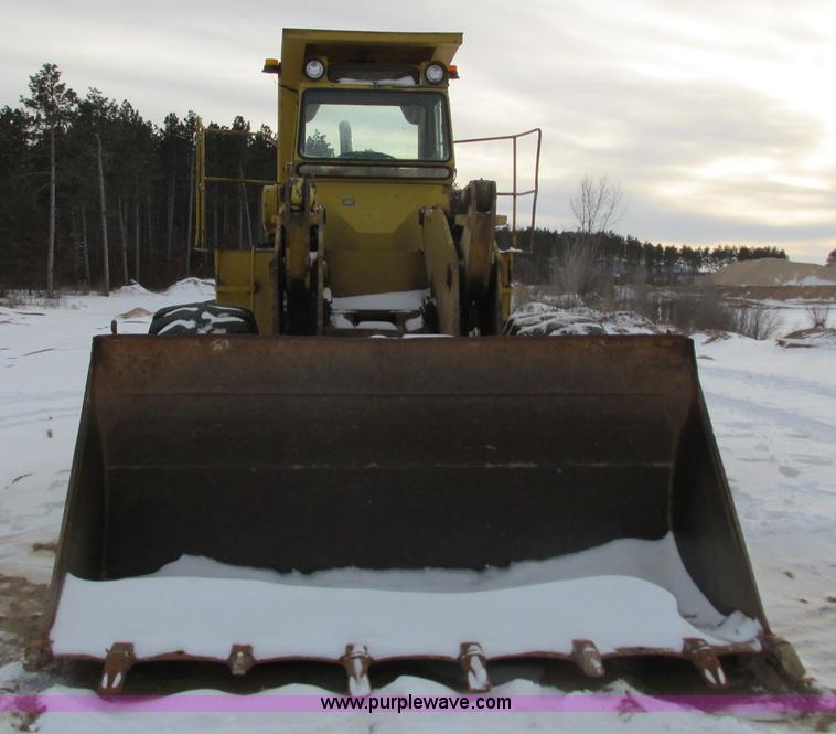 image for item I3798 1972 Michigan 175B wheel loader