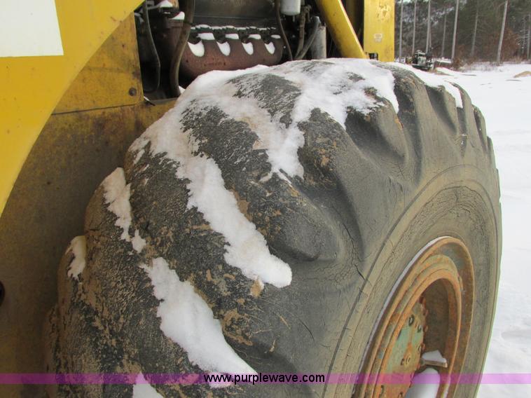 image for item I3798 1972 Michigan 175B wheel loader