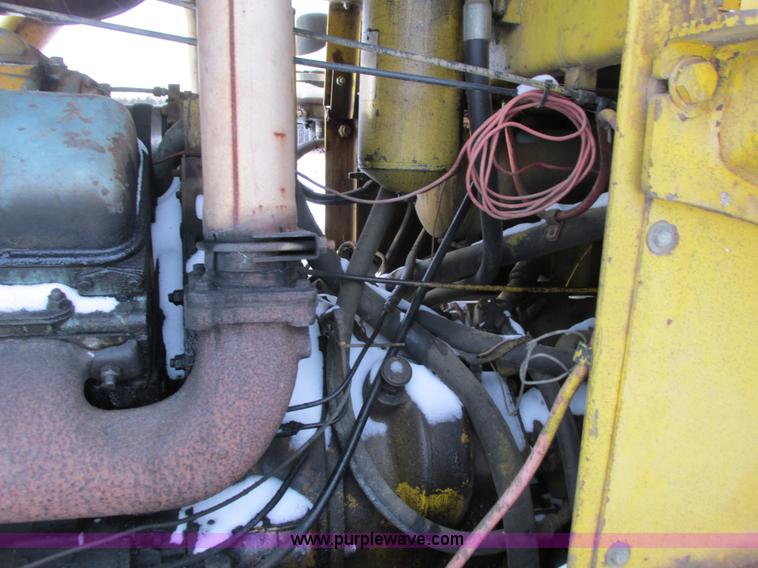 image for item I3798 1972 Michigan 175B wheel loader