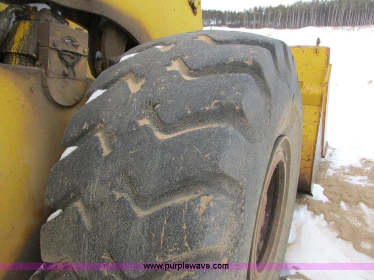 image for item I3798 1972 Michigan 175B wheel loader