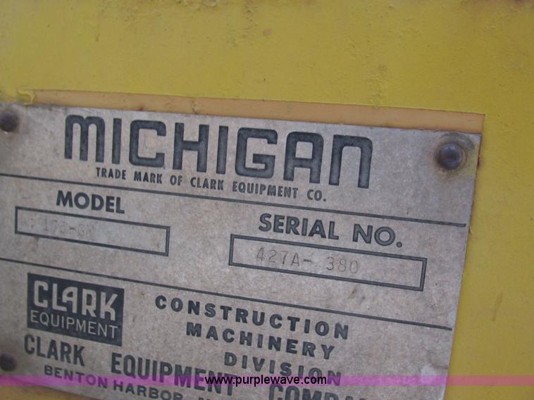 image for item I3798 1972 Michigan 175B wheel loader