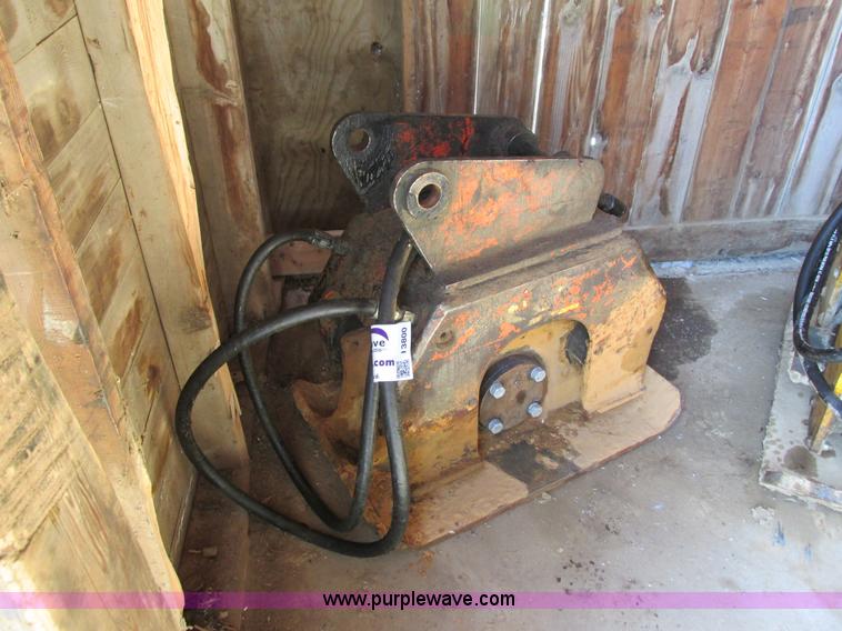 image for item I3800 NPK plate compactor