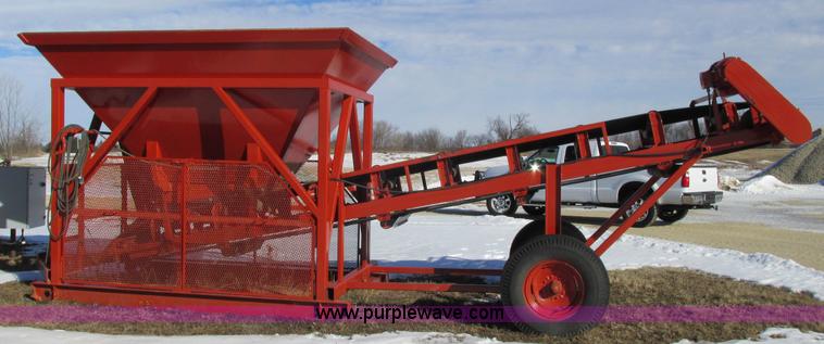 image for item I3805 Feeder/surge hopper