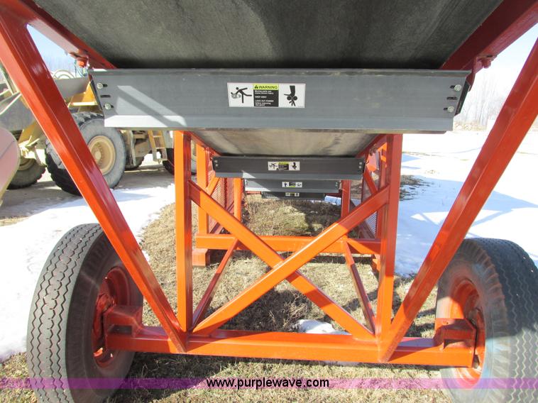 image for item I3805 Feeder/surge hopper