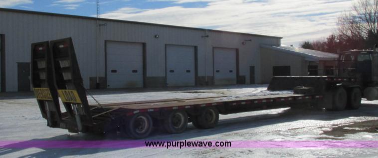 image for item I3806 1999 Trail King TK70P6-433 trailer