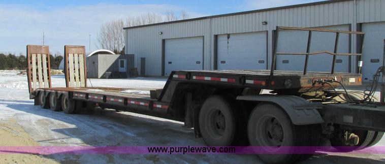 image for item I3806 1999 Trail King TK70P6-433 trailer