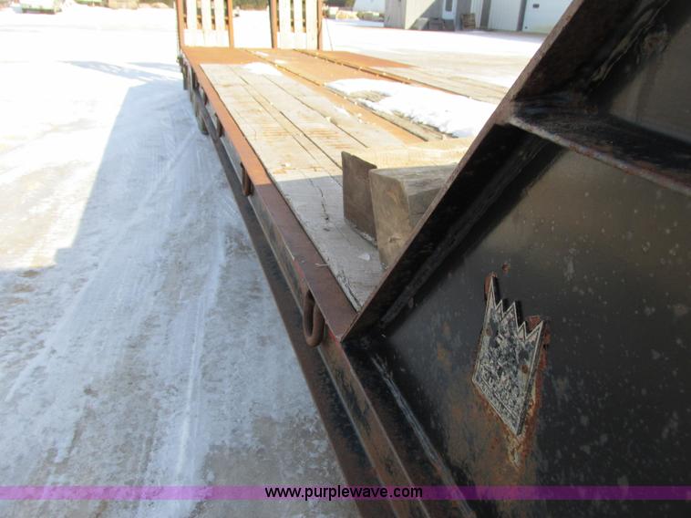 image for item I3806 1999 Trail King TK70P6-433 trailer