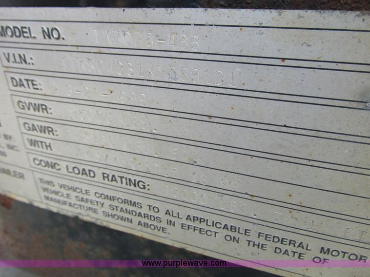 image for item I3806 1999 Trail King TK70P6-433 trailer