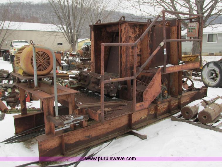 image for item I3811 St. Cloud impact crusher