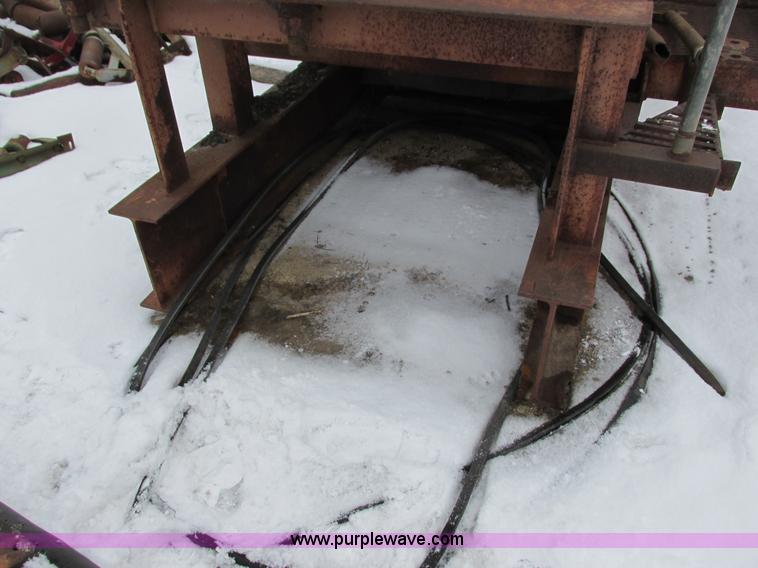 image for item I3811 St. Cloud impact crusher