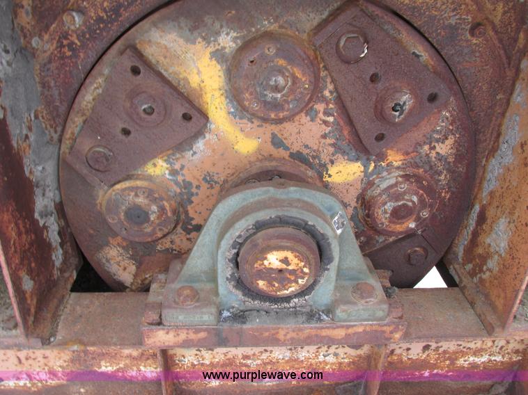 image for item I3811 St. Cloud impact crusher