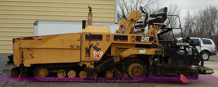 image for item I5123 1991 Caterpillar AP-1050 asphalt paver