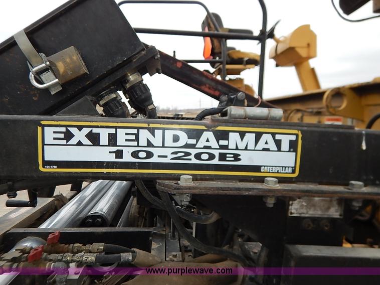 image for item I5123 1991 Caterpillar AP-1050 asphalt paver