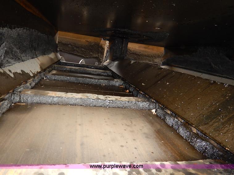 image for item I5123 1991 Caterpillar AP-1050 asphalt paver