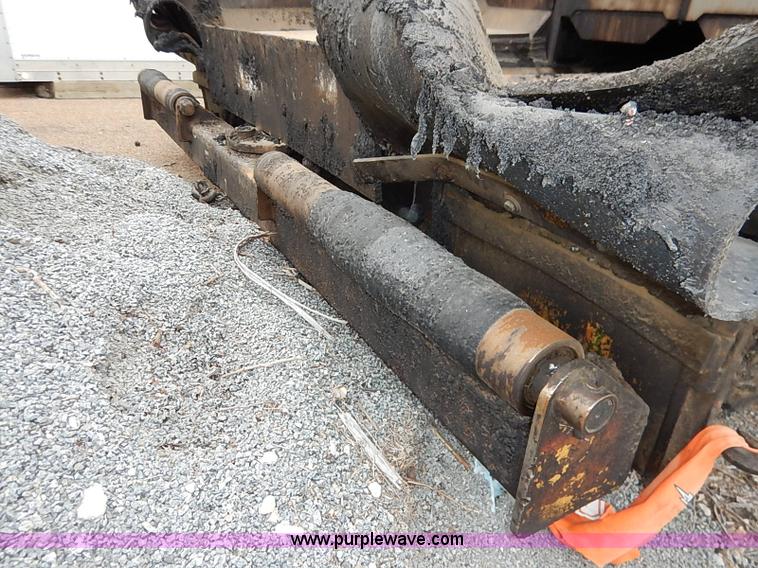 image for item I5123 1991 Caterpillar AP-1050 asphalt paver