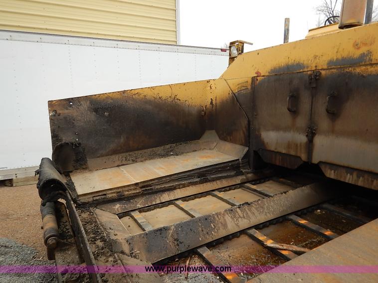 image for item I5123 1991 Caterpillar AP-1050 asphalt paver