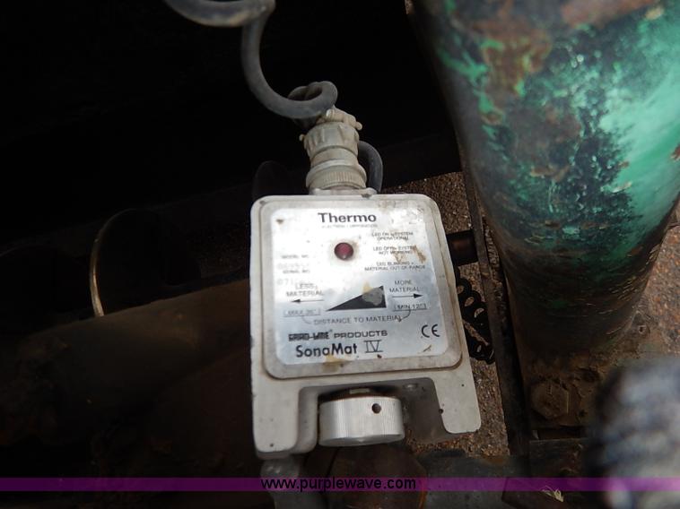 image for item I5123 1991 Caterpillar AP-1050 asphalt paver