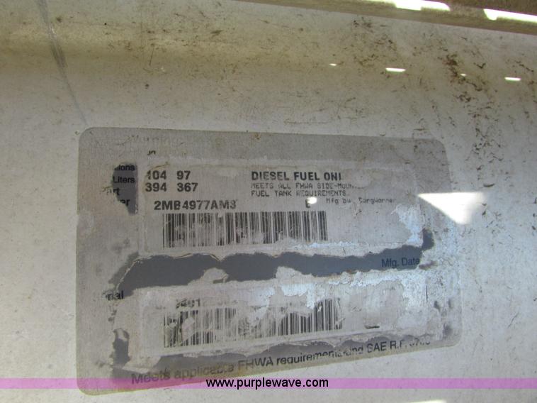 image for item I6667 2002 Mack CX613 Vision semi truck