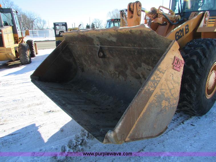 image for item I6672 1999 Case 621B wheel loader