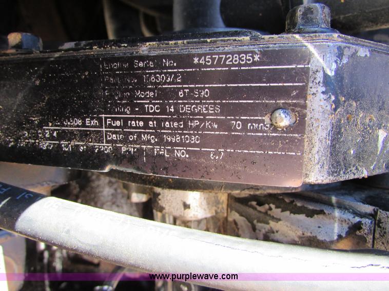 image for item I6672 1999 Case 621B wheel loader