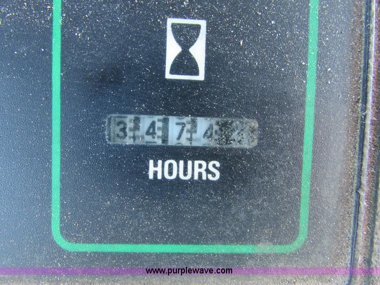 image for item I6672 1999 Case 621B wheel loader