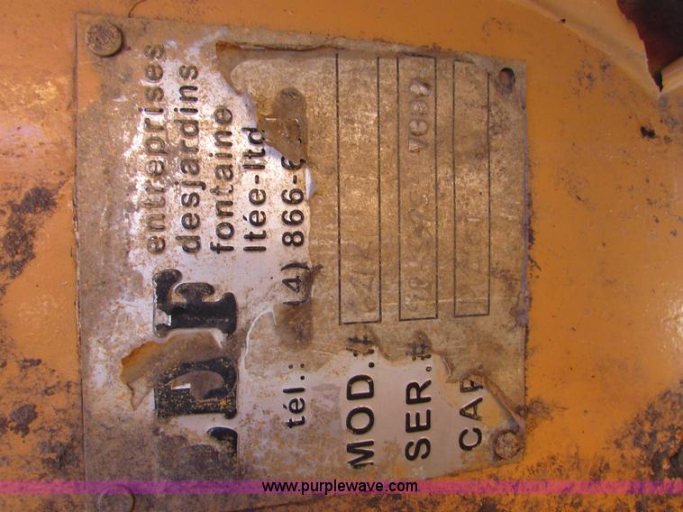 image for item I6672 1999 Case 621B wheel loader