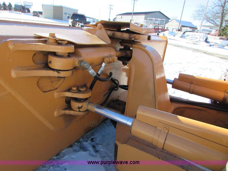 image for item I6673 2000 Case 650H LGP dozer