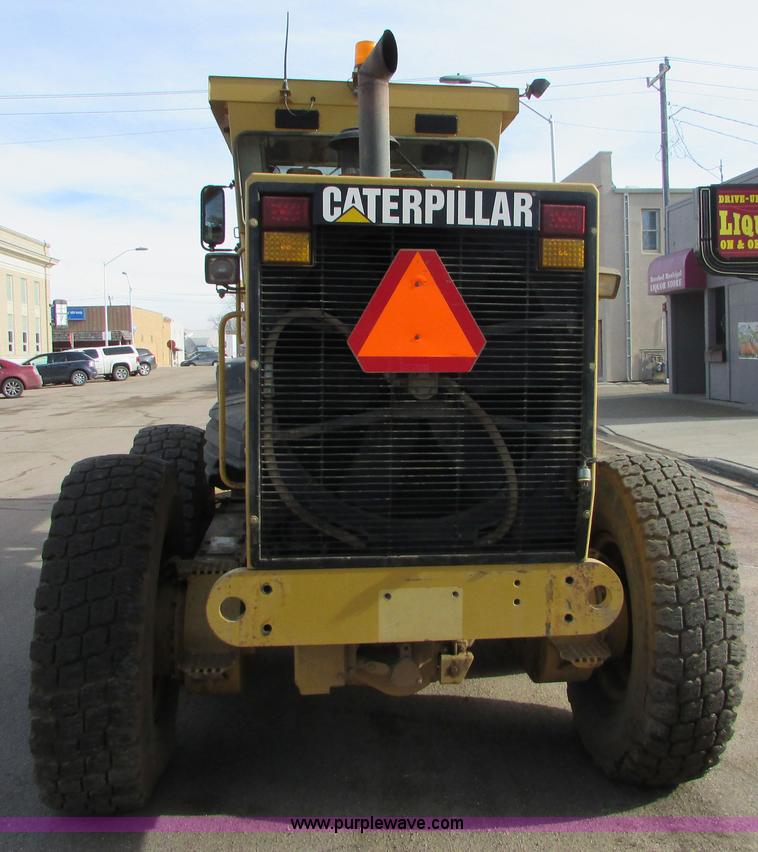 image for item I6676 2005 Caterpillar 12H VHP Plus motor grader